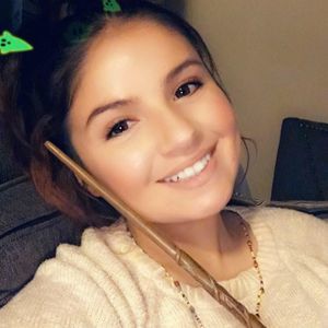 Meet your Posher, Ana maria